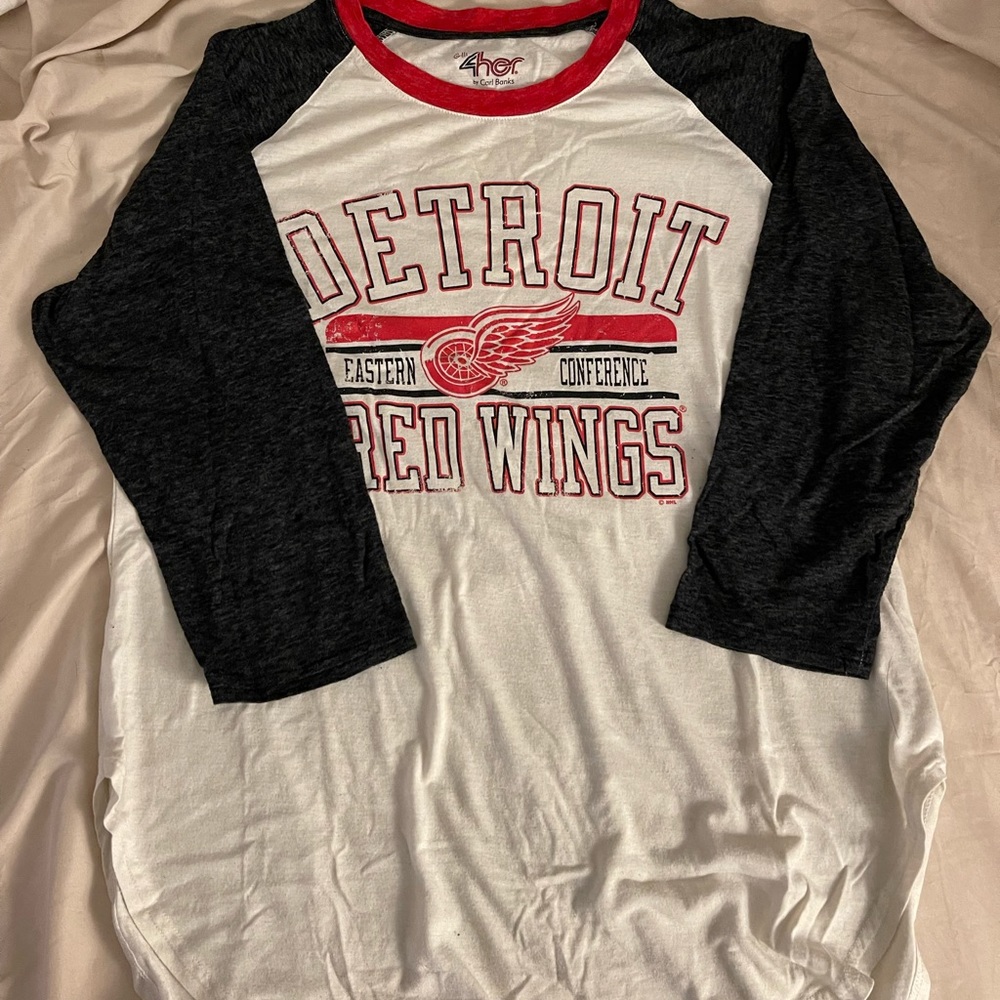 Red Wings 3/4 Sleeve